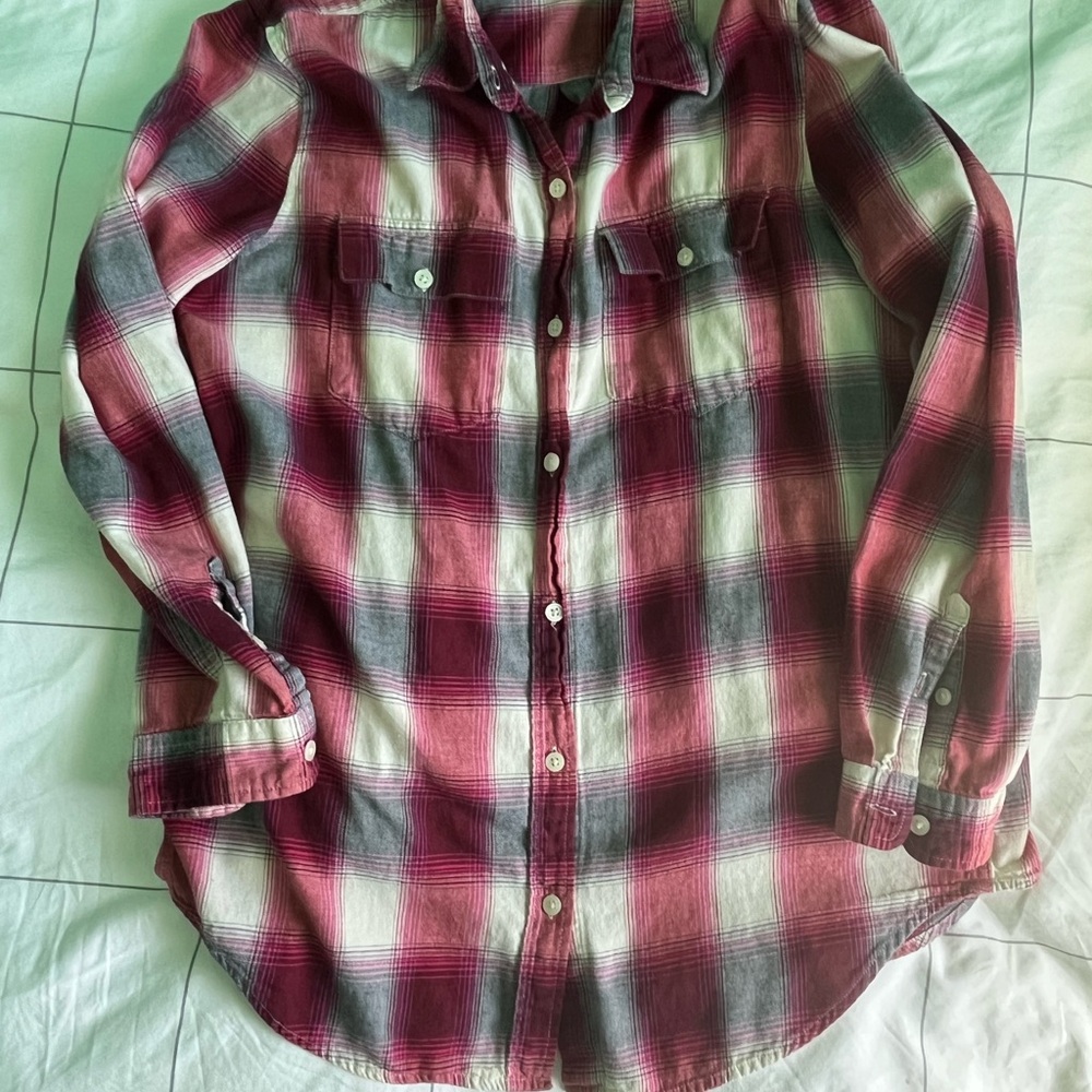 Gap boyfriend fit Red and White Plaid Button-Up Shirt